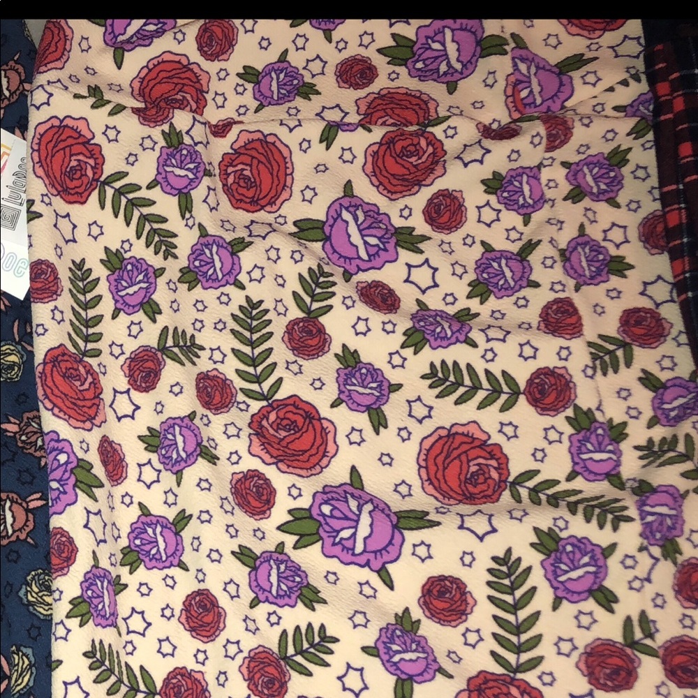 Lularoe Tattoo Print Rose Cassie Skirt